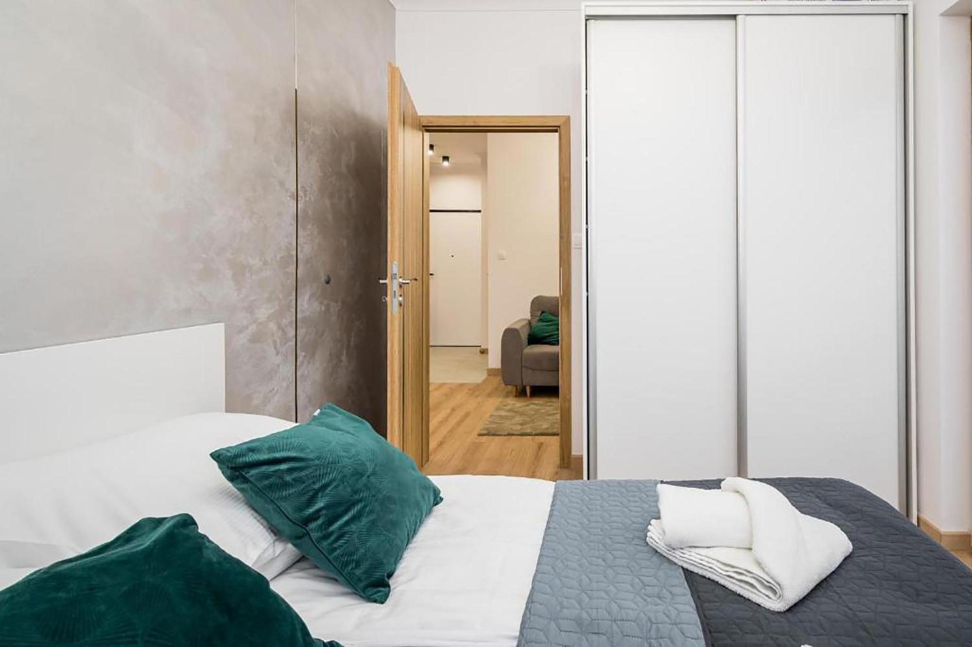 Apartment Deluxe *